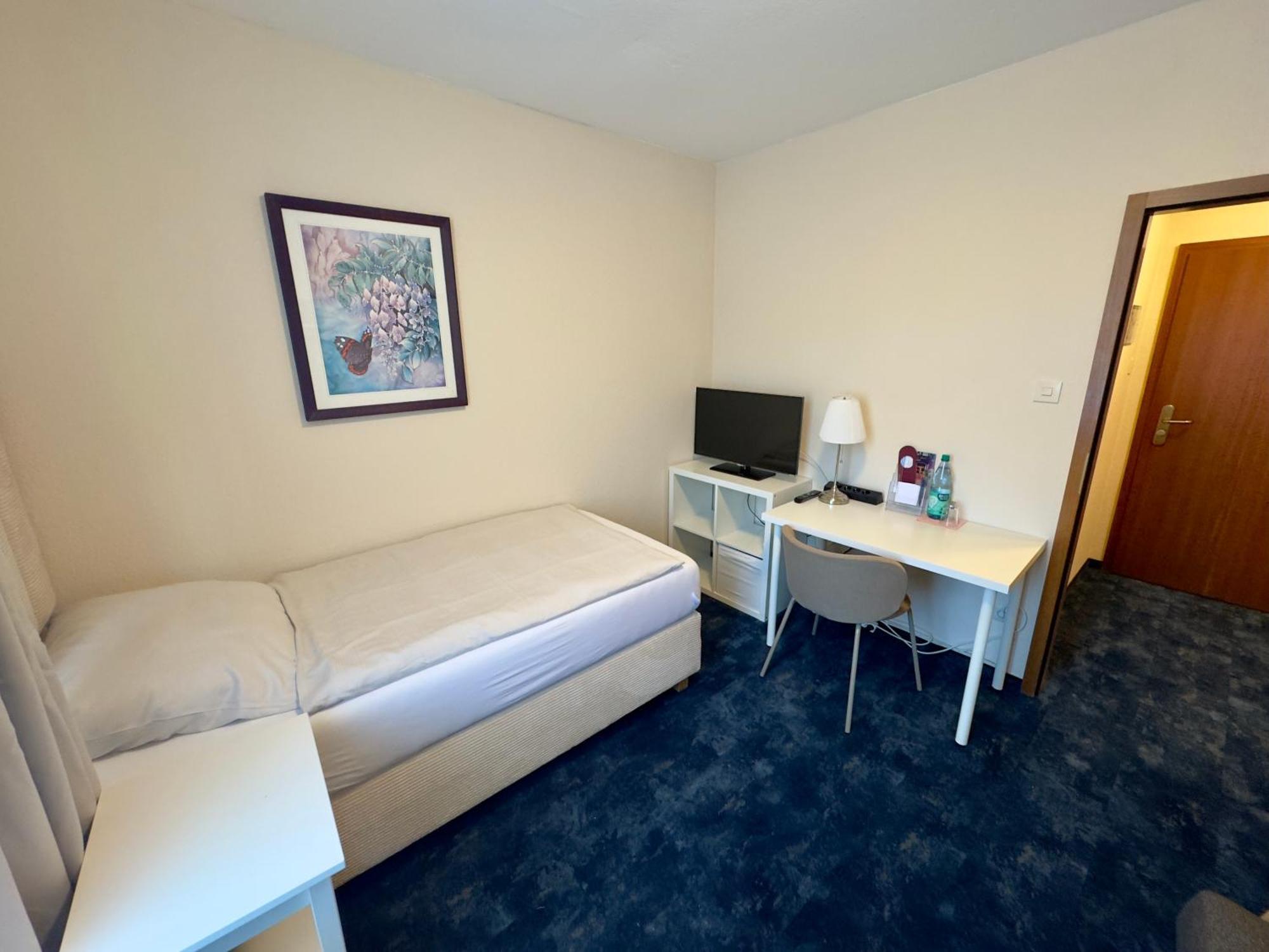 Hotel Zum Grafen Hallermunt ชปริงเกอ ภายนอก รูปภาพ