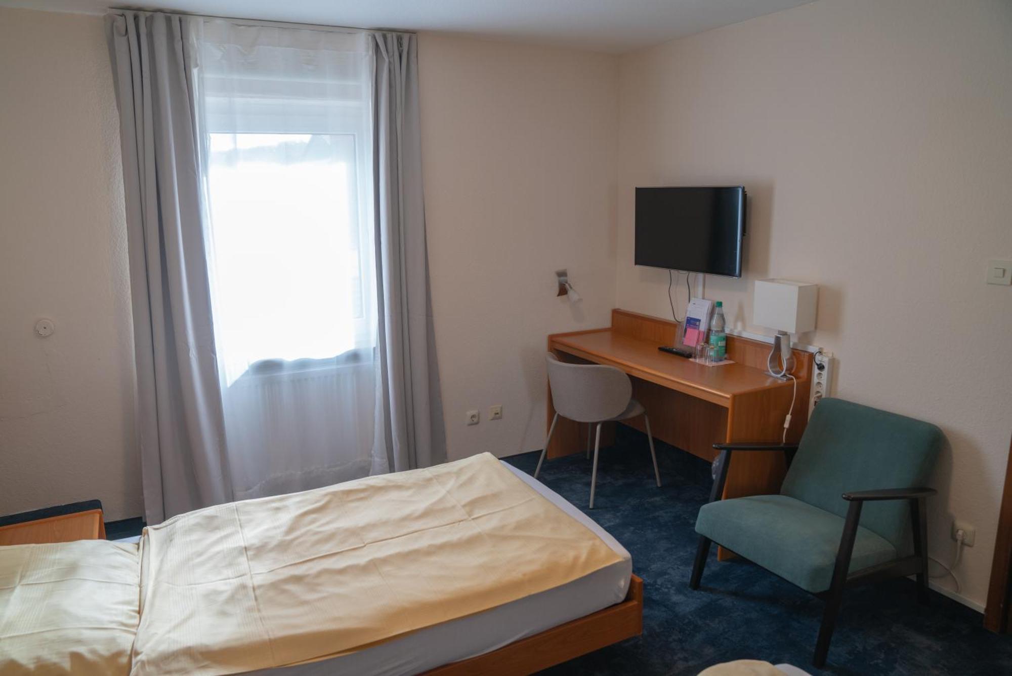 Hotel Zum Grafen Hallermunt ชปริงเกอ ภายนอก รูปภาพ