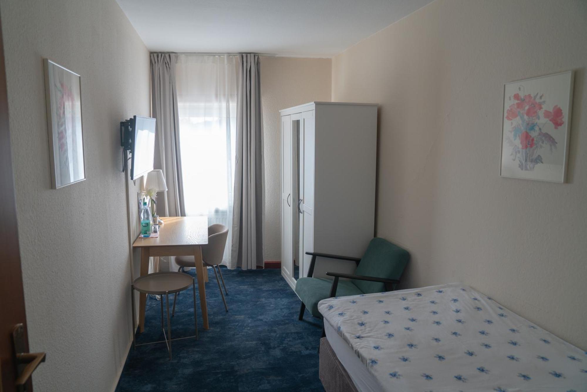Hotel Zum Grafen Hallermunt ชปริงเกอ ภายนอก รูปภาพ